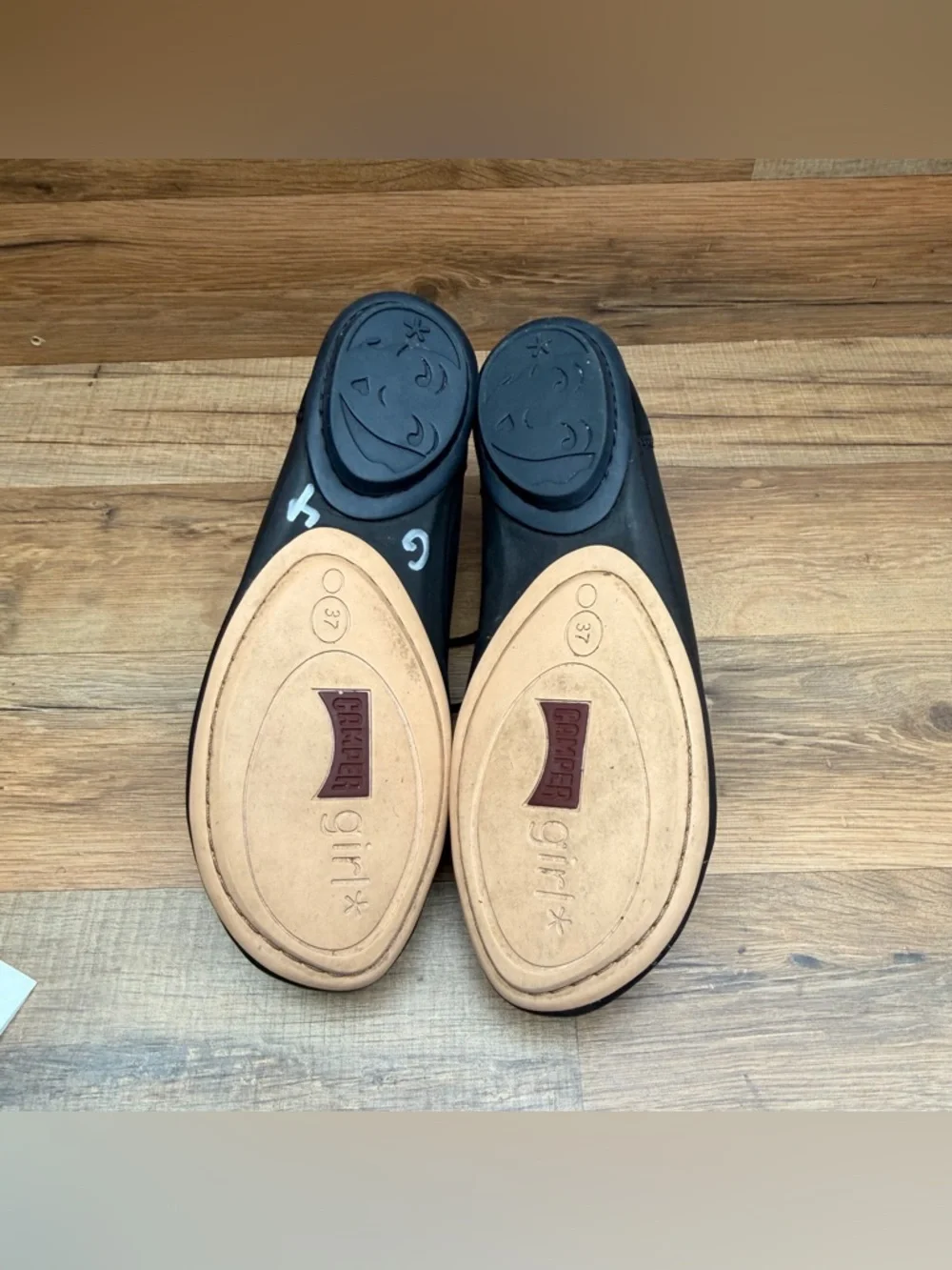 Camper Peu Cami Slip Casual kids 37 Leather Shoes